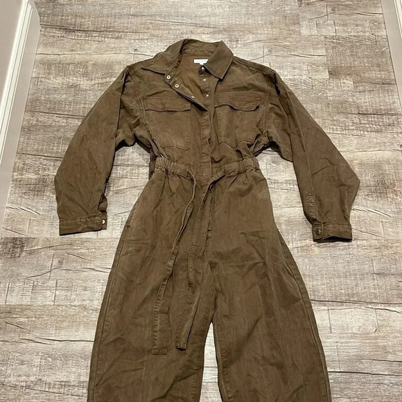 NWOT!! Good American - Good Cinched Elasticized Long-Sleeve Jumpsuit - Size 0 - Picture 5 of 13